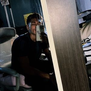 Meet your Posher, Anthony